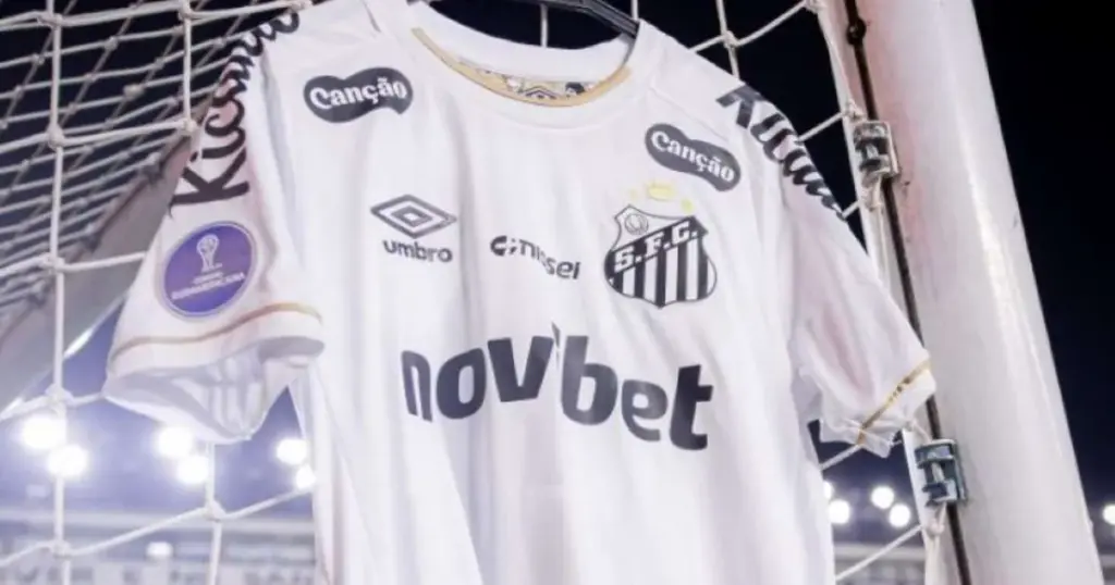 Torcida do Santos xinga presidente e protesta em derrota para o Athletico-PR: "Time sem vergonha" - ge