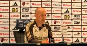 Jardim cita United e Barcelona para justificar escolhas no Flamengo: 'Num elenco de 25, acha que todo mundo está satisfeito?'