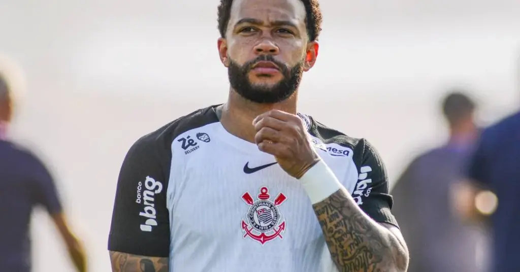 Neto detona diretoria do Corinthians por caso Memphis Depay e chama holandês de narcisista: 'Não suporto esse cara'