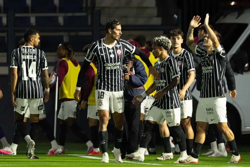 Atuações do Corinthians: Matheuzinho é o melhor em vitória fora de casa; dê suas notas