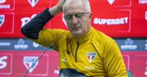 São Paulo quer manter Dorival Júnior e ainda não cogita troca de comando para sair da crise