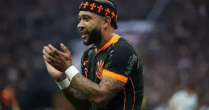 Memphis fora do Corinthians: Decisão foi correta? Colunistas debatem