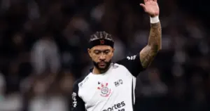 Retorno gradual: os planos do Corinthians para Memphis em jogo decisivo da Libertadores