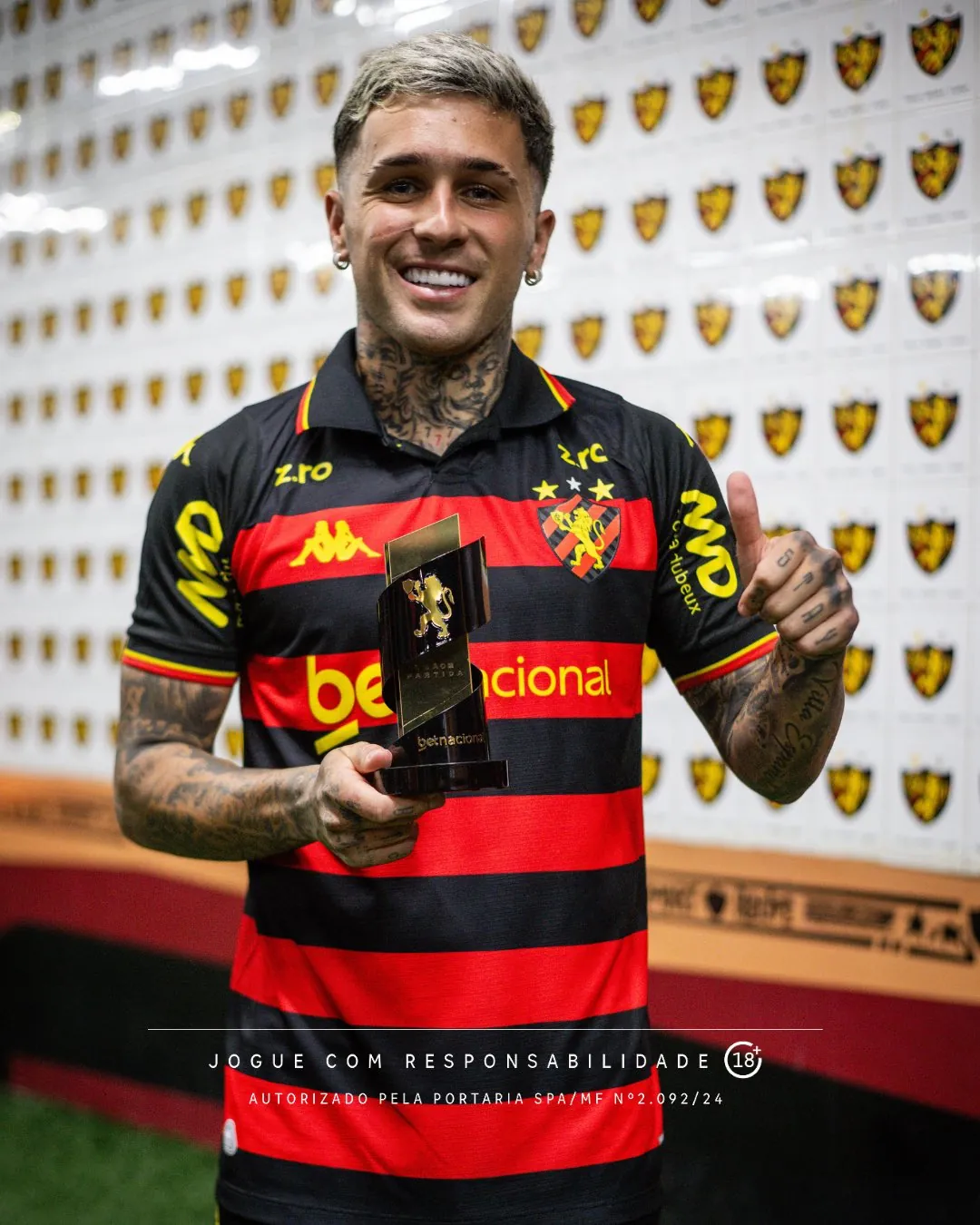 Uruguaio foi coroado com o troféu Leão da Partida – Betnacional ao final do jogo.