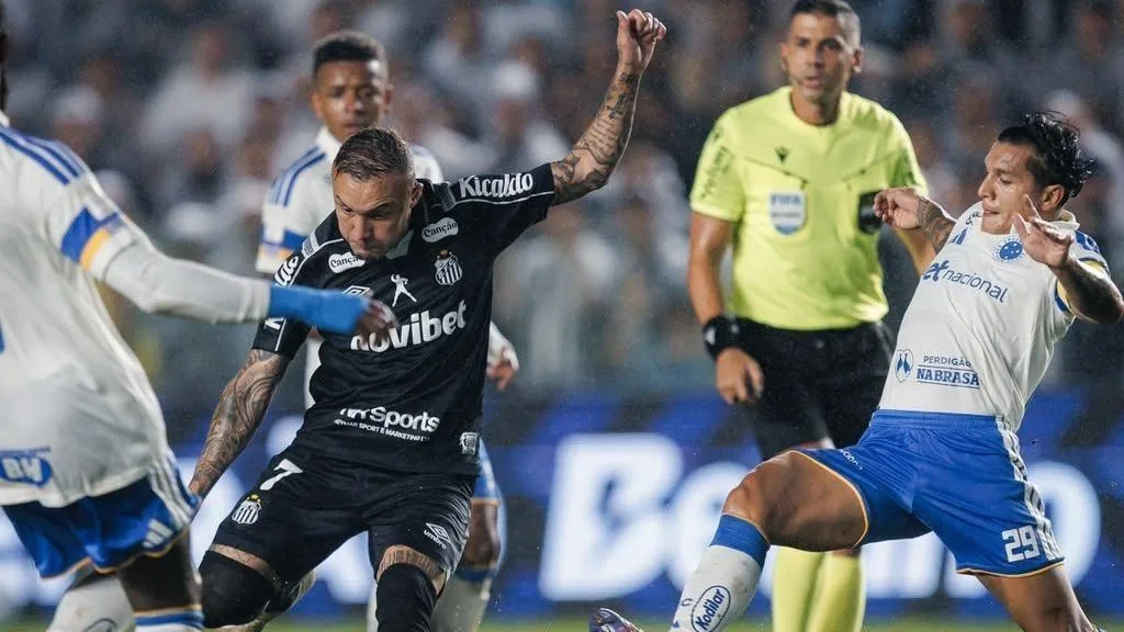 Atuações: Cruzeiro é avenida sem controle de velocidade e escapa de goleada inédita; veja notas