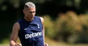Bastidores: entre idas e vindas, por que Richarlison recuou e não quis o Vasco - O GLOBO